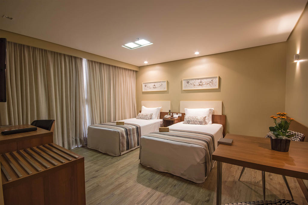 Hotel Windsor Plaza Brasília Pokój zdjęcie A room at the hotel